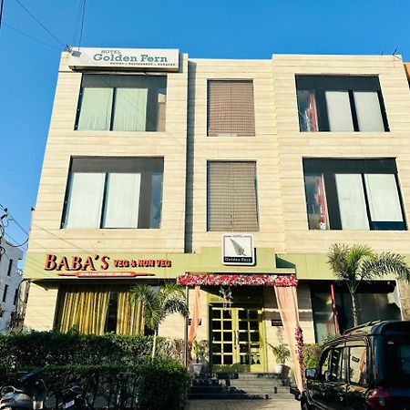 Hotel Golden Fern Патиала Экстерьер фото