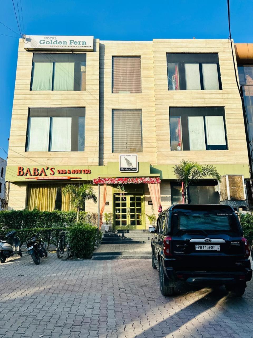 Hotel Golden Fern Патиала Экстерьер фото